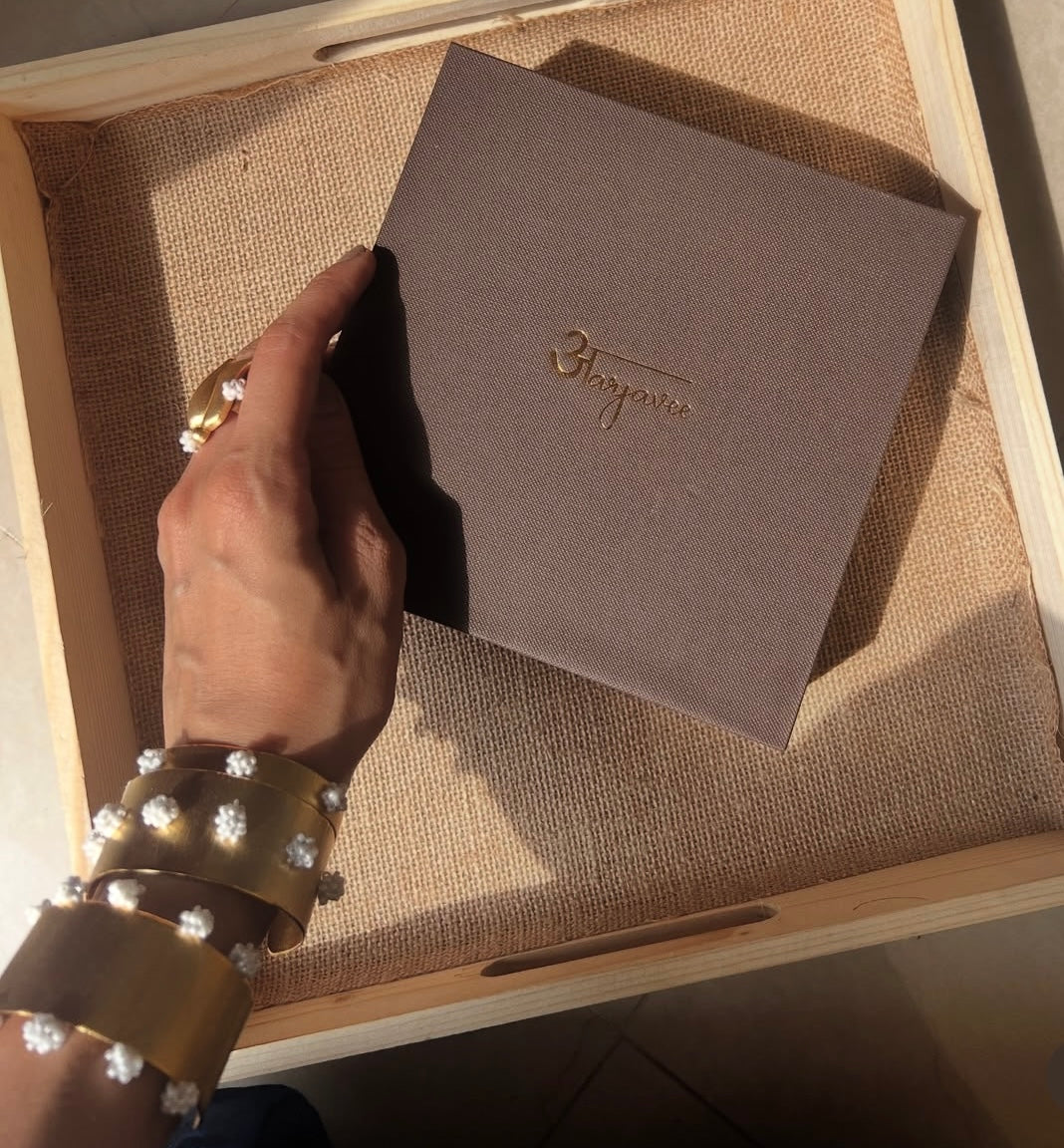 Gifting box