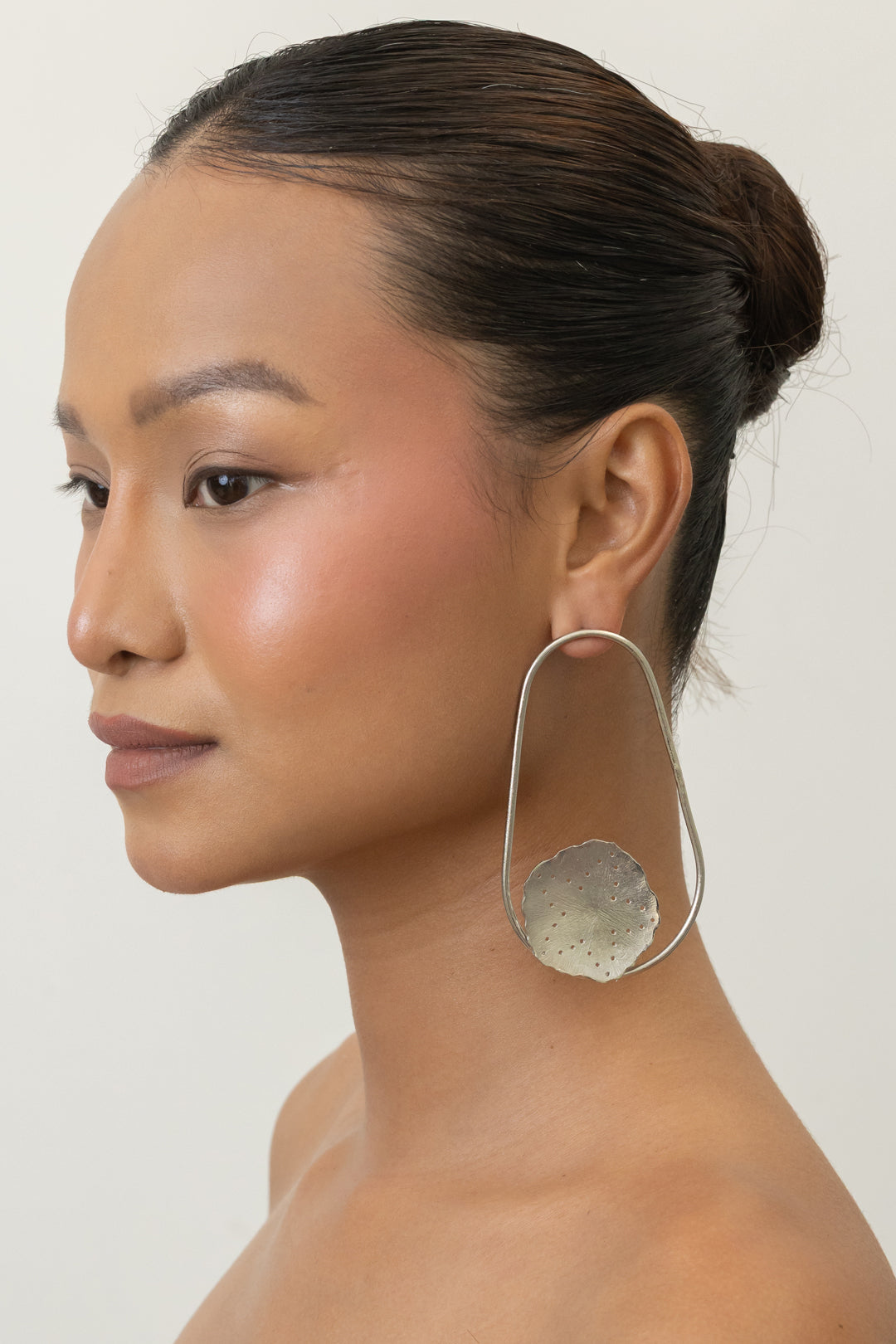 Solid Mogra Ovals