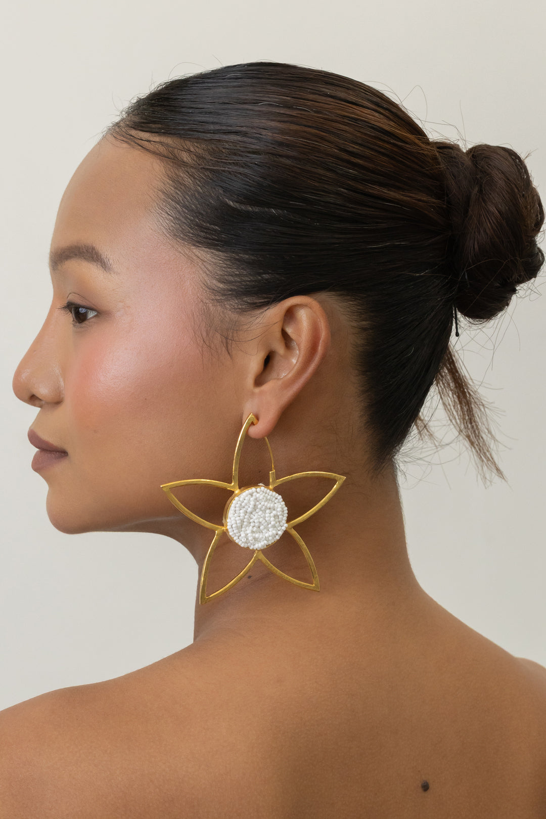 Full Mogra Frame Hoops