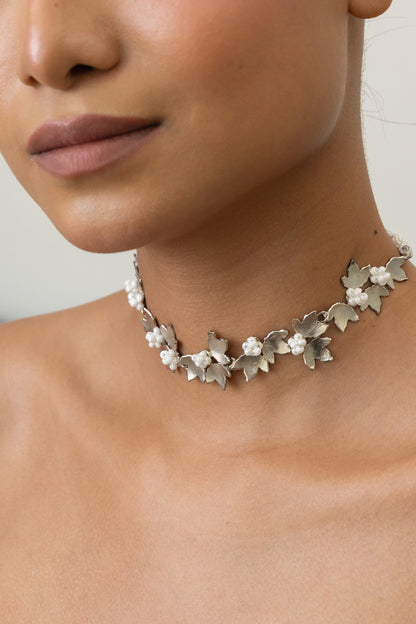 Mogra Choker