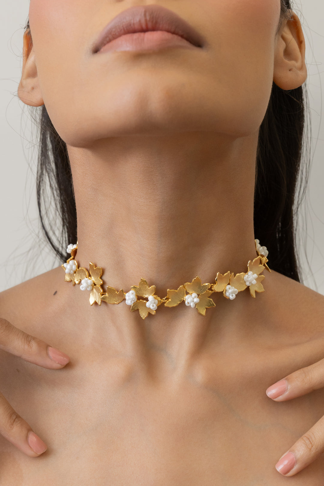 Mogra Choker